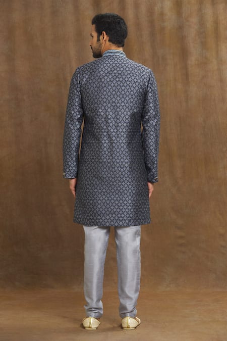 Arihant Rai Sinha Banarasi Mughal Jaal Pattern Kurta Set 