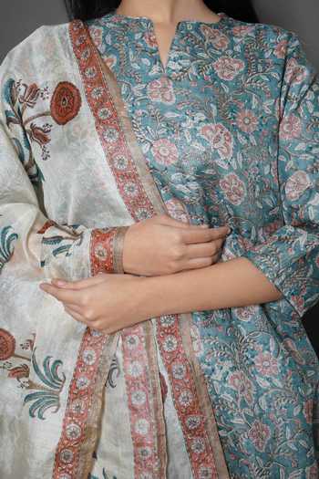 Kameez_Blue Tussar Embroidery Split V-neck Flower Bloom Print Kurta With Dupatta _at_Aza_Fashions