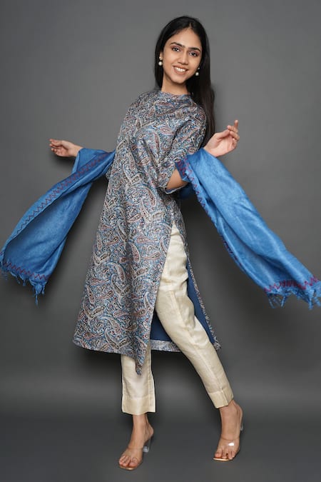 Kameez_Blue Tussar, Silk Mandarin Collar Paisley Print Kurta With Dupatta _Online_at_Aza_Fashions
