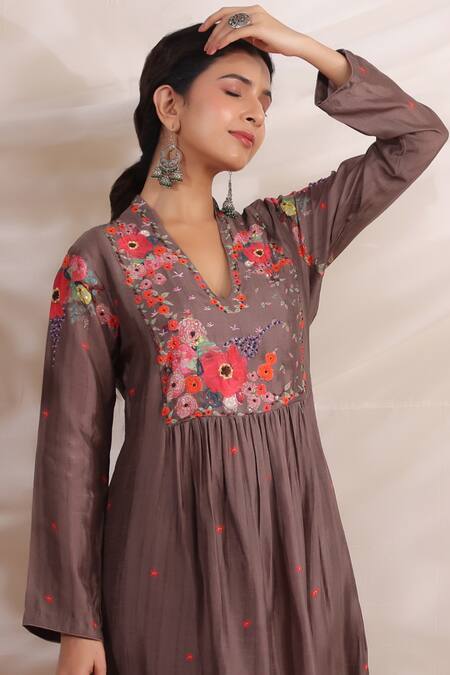 Label Niti Bothra_Brown Silk Beads, Sequins, Embroidery V-neck Bahaar Printed Kurta And Palazzo Set _at_Aza_Fashions