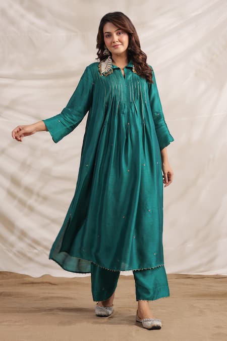 Label Niti Bothra Green Silk Embroidered Zardozi And Sequin Pankh Pintucked Anarkali & Palazzo Set 