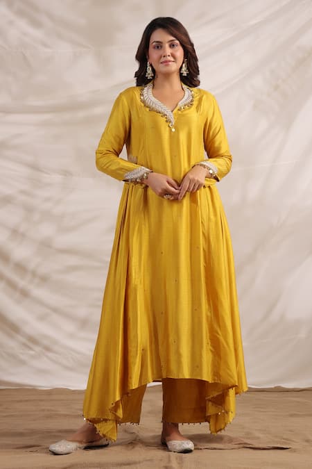 Label Niti Bothra Yellow Silk Embroidered Zardozi And Sequin Work V Pankh Anarkali & Palazzo Set 