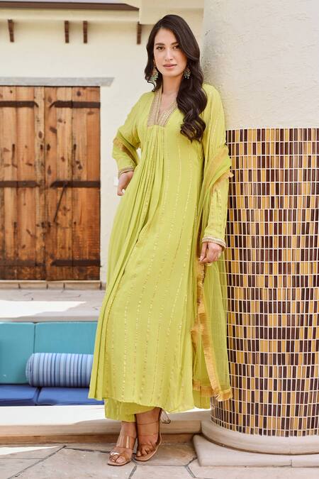 Buy_Palak & Mehak_Green Cotton, Rayon, Net Gota Patti V-neck Shikha Embellished Kurta Set _Online_at_Aza_Fashions