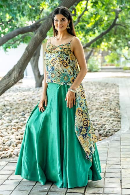 Buy_Nikita Vishakha_Green Organza, Silk Embroidery Floral Pattern Asymmetric Blouse With Lehenga _Online_at_Aza_Fashions