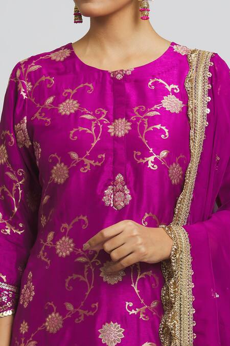 Shop Peenacolada Wine Silk, Organza Sequins, Lace Round Scallop Embroidered Kurta Gharara Set Online at Aza Fashions Shop_Peenacolada_Wine Silk, Organza Sequins, Lace Round Scallop Embroidered Kurta Gharara Set _Online_at_Aza_Fashions