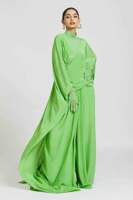 Huemn Green Silk, Crepe Overlapping Pallu Pant Saree Online at Aza Fashions Huemn_Green Silk, Crepe Overlapping Pallu Pant Saree _Online_at_Aza_Fashions