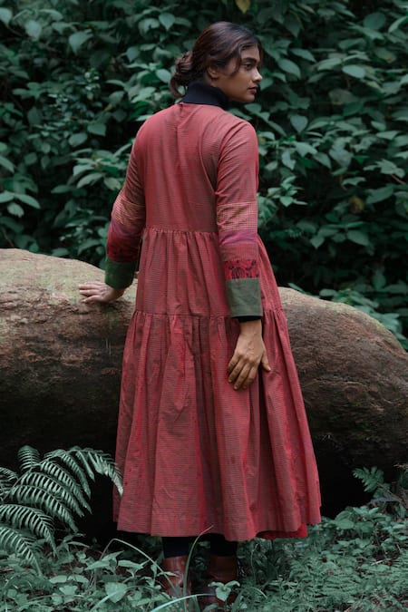 Shop Mantra Pink Handloom Cotton, Maheshwari Chestnut Bough Handwoven Tiered Dress at Aza Fashions Shop_Mantra_Pink Handloom Cotton, Maheshwari Chestnut Bough Handwoven Tiered Dress _at_Aza_Fashions