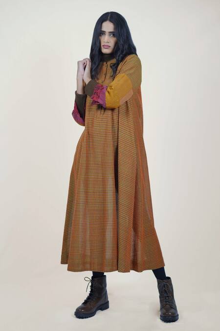 Buy Mantra Brown Handloom Cotton, Maheshwari Spiced Honey Checkered A-line Dress Online at Aza Fashions Buy_Mantra_Brown Handloom Cotton, Maheshwari Spiced Honey Checkered A-line Dress _Online_at_Aza_Fashions