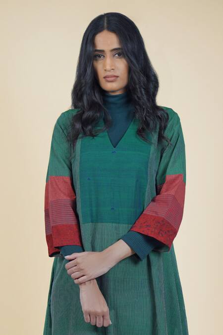 Mantra Green Handloom Cotton, Maheshwari Patchwork Hollyberry Pinstriped A-line Dress Online at Aza Fashions Mantra_Green Handloom Cotton, Maheshwari Patchwork Hollyberry Pinstriped A-line Dress _Online_at_Aza_Fashions