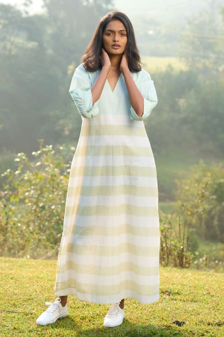 Shop_Mantra_Blue Handloom Cotton V-neck Handwoven Stripe Pattern Tunic _at_Aza_Fashions