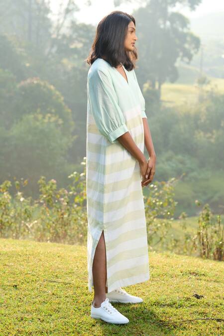 Shop_Mantra_Blue Handloom Cotton V-neck Handwoven Stripe Pattern Tunic _Online_at_Aza_Fashions