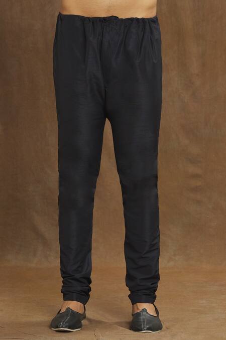 Arihant Rai Sinha_Blue Silk Embroidery Botanic Threadwork Kurta With Churidar _at_Aza_Fashions