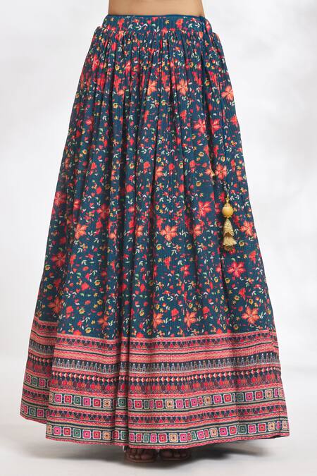 Samyukta Singhania_Blue Chiffon, Net Embroidery Asymmetric Floral Pattern Lehenga Set_at_Aza_Fashions