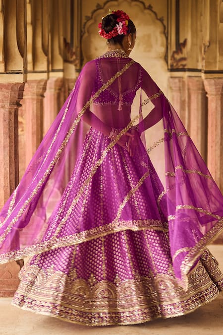 Lashkaraa Floral Brocade Pattern Lehenga Set 