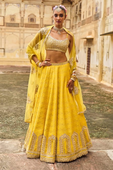 LASHKARAA Geometric Textured Lehenga Set 