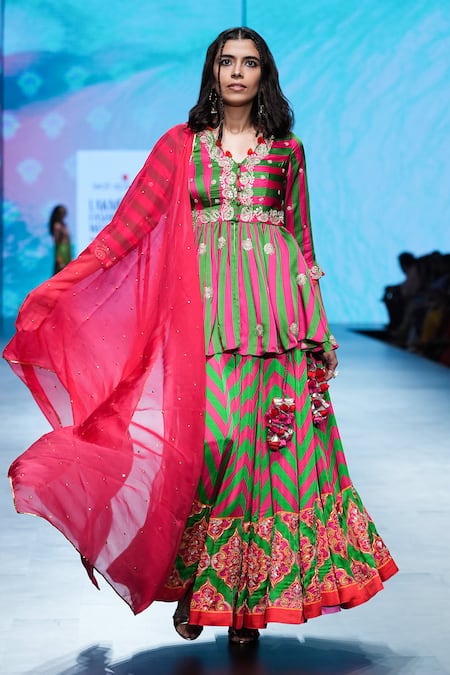 Buy_Swati Vijaivargie_Emerald Green Bamboo, Silk Organza Fringe, Chevron Print Lehenga Kurta Set _Online_at_Aza_Fashions