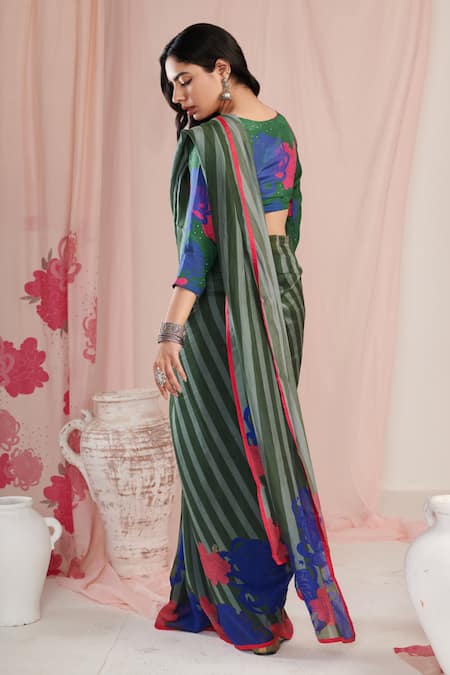 Negra Elegante Floral Stripe Print Saree With Unstitched Blouse Piece 