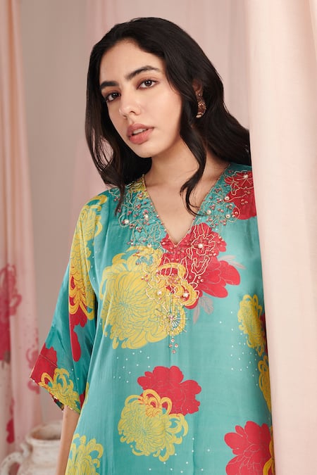 Shop Negra Elegante Blue Crepe Pearls V-neck Blossom Print Kaftan With Pant Online at Aza Fashions Shop_Negra Elegante_Blue Crepe Pearls V-neck Blossom Print Kaftan With Pant _Online_at_Aza_Fashions