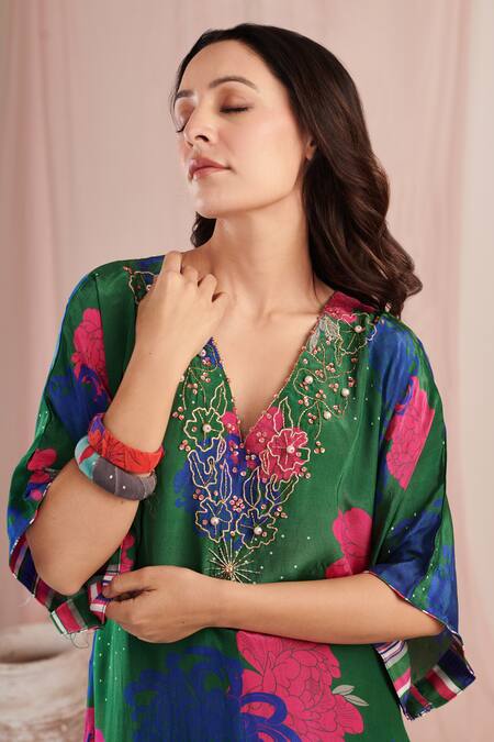 Shop_Negra Elegante_Green Crepe Pearls V-neck Floral Print Kaftan With Pant _Online_at_Aza_Fashions