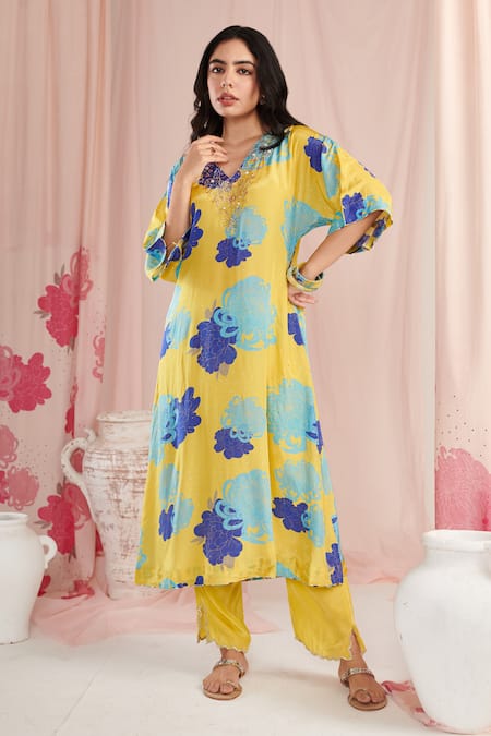 Shop Negra Elegante Yellow Crepe Pearls V-neck Floral Blossom Print Kaftan With Pant at Aza Fashions Shop_Negra Elegante_Yellow Crepe Pearls V-neck Floral Blossom Print Kaftan With Pant _at_Aza_Fashions