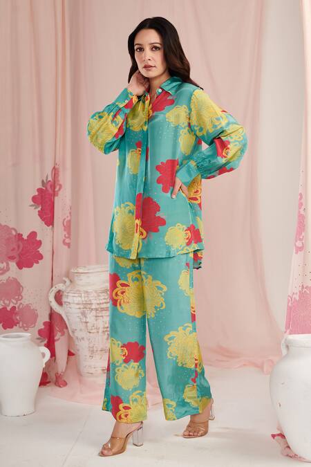 Buy_Negra Elegante_Blue Crepe Embroidery Shawl Neck Floral Print Shirt With Pant _Online_at_Aza_Fashions