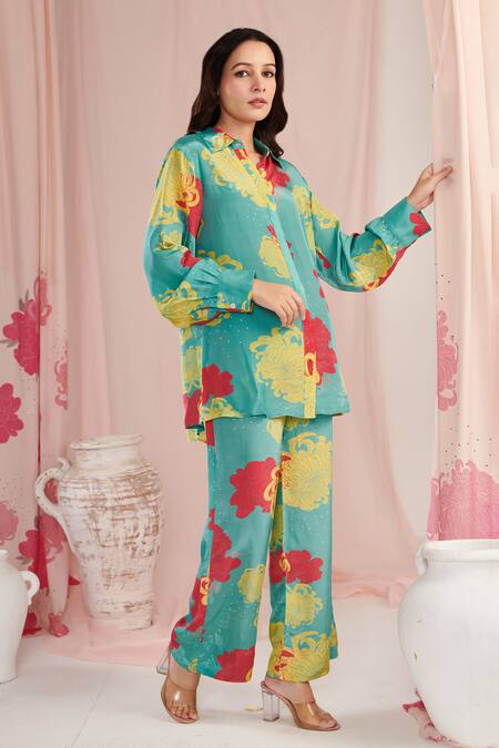 Shop_Negra Elegante_Blue Crepe Embroidery Shawl Neck Floral Print Shirt With Pant _Online_at_Aza_Fashions