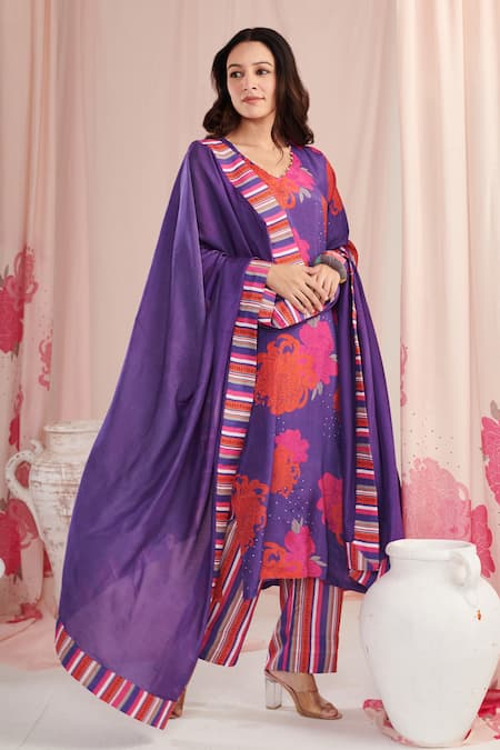 Negra Elegante Purple Cotton Silk Printed Floral V-neck Blossom Kurta Pant Set 