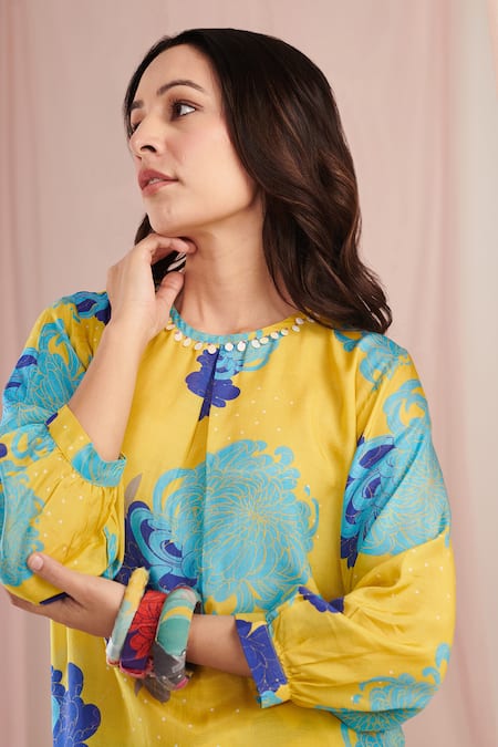 Shop_Negra Elegante_Yellow Silk, Cotton Sequins Round Neck Botanic Floral Print Kurta Pant Set _Online_at_Aza_Fashions
