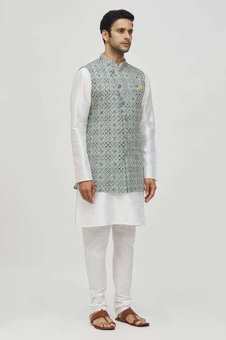 Shop Arihant Rai Sinha Green Cotton Sequins, Embroidery Geometric Pattern Bundi Online at Aza Fashions Shop_Arihant Rai Sinha_Green Cotton Sequins, Embroidery Geometric Pattern Bundi _Online_at_Aza_Fashions
