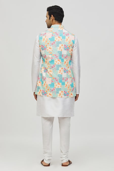 Arihant Rai Sinha Embroidered Bundi & Silk Kurta Set 