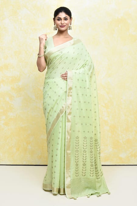 Samyukta Singhania Handloom Saree With Blouse 