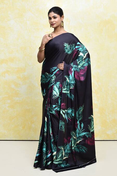 Samyukta Singhania_Black Crepe Round Neck Foliage Print Saree With Blouse_Online_at_Aza_Fashions