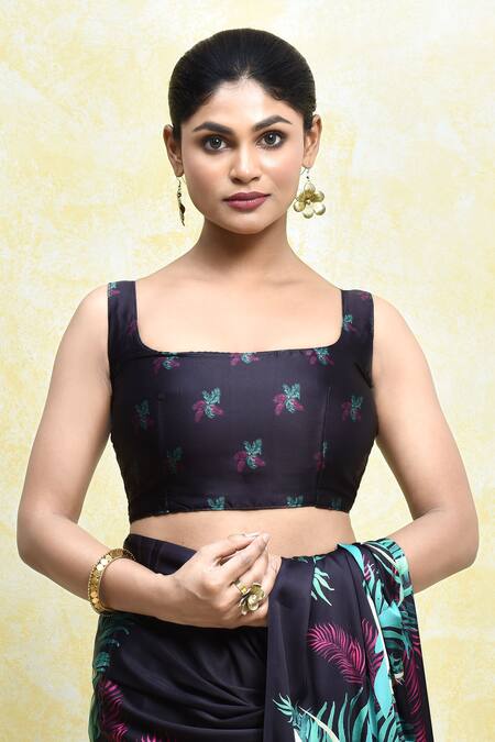 Buy_Samyukta Singhania_Black Crepe Round Neck Foliage Print Saree With Blouse_Online_at_Aza_Fashions