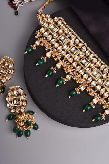 Swabhimann Green Stones Kundan Embellished Choker Necklace Set Online at Aza Fashions Swabhimann_Green Stones Kundan Embellished Choker Necklace Set _Online_at_Aza_Fashions
