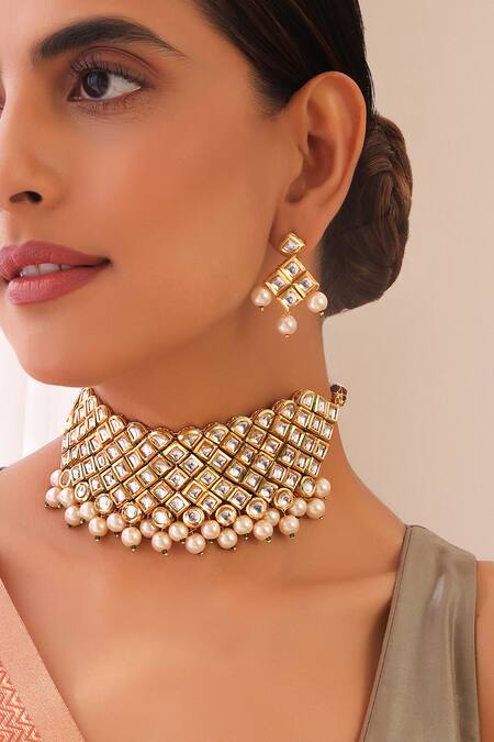 Shop Swabhimann Gold Plated Diamonds, Stones Kundan Work Choker Necklace Set Online at Aza Fashions Shop_Swabhimann_Gold Plated Diamonds, Stones Kundan Work Choker Necklace Set _Online_at_Aza_Fashions