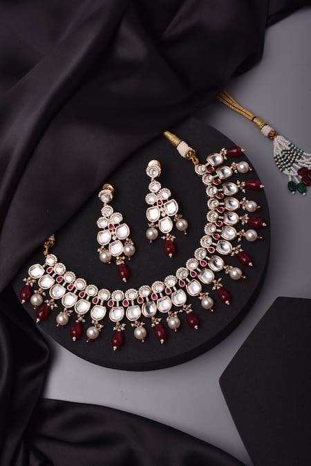 Swabhimann Stone Embellished Choker Necklace Set 