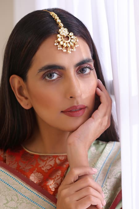 Swabhimann Kundan Embellished Maangtikka 