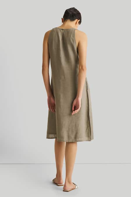 Shop Reistor Green Hemp, Tencel V-neck Reading Tea Leaves V Dress at Aza Fashions Shop_Reistor_Green Hemp, Tencel V-neck Reading Tea Leaves V Dress _at_Aza_Fashions