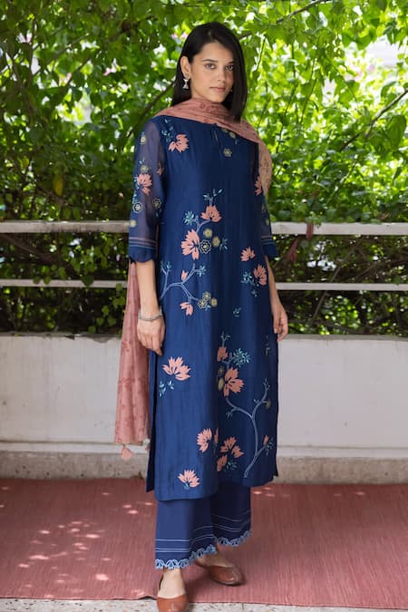 Vaayu Blue Muslin, Cotton Embroidery Round Neck Floral Applique Kurta Pant Set Online at Aza Fashions Vaayu_Blue Muslin, Cotton Embroidery Round Neck Floral Applique Kurta Pant Set _Online_at_Aza_Fashions