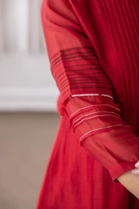 Vaayu_Red Muslin, Cotton Embroidery Round Neck Pintuck Yoke Kurta With Pant_at_Aza_Fashions