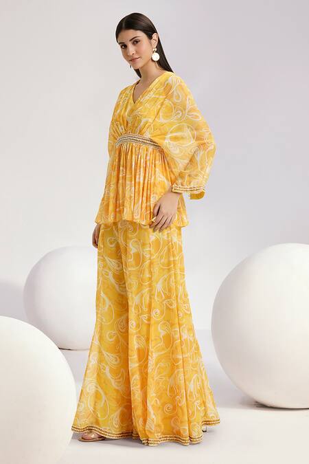 Divya Aggarwal_Yellow Chiffon Printed Abstract V Neck Kurta And Sharara Set _Online_at_Aza_Fashions