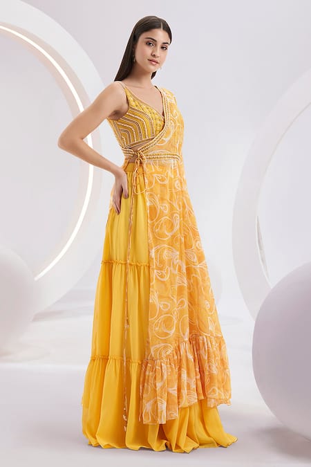Buy_Divya Aggarwal_Yellow Georgette Printed Abstract V Neck Cape Skirt Set _Online_at_Aza_Fashions
