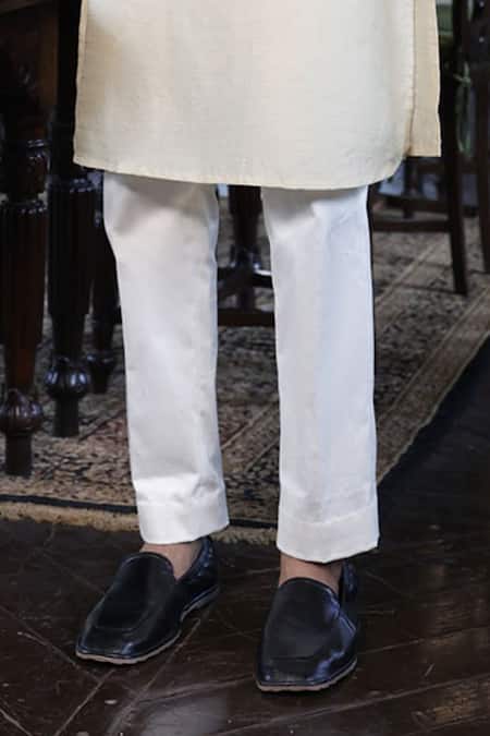 Vikram Phadnis_Ivory Bundi And Kurta Silk Embroidery Zari Thread & Set _Online_at_Aza_Fashions