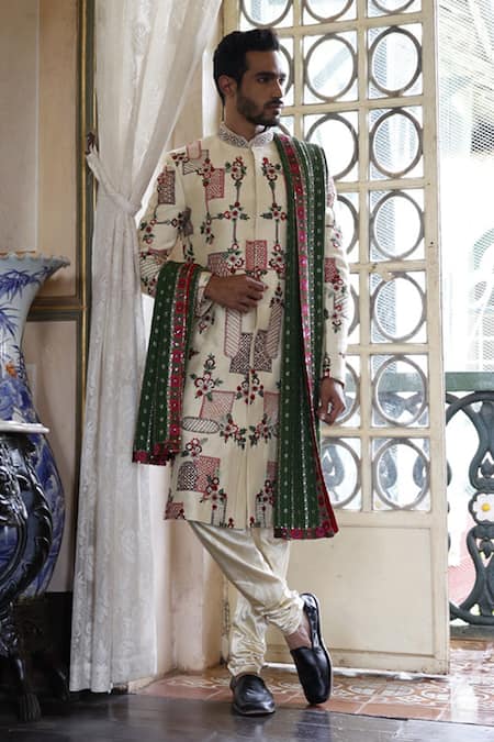 Vikram Phadnis Raw Silk Botanical Embroidered Sherwani Set With Stole 