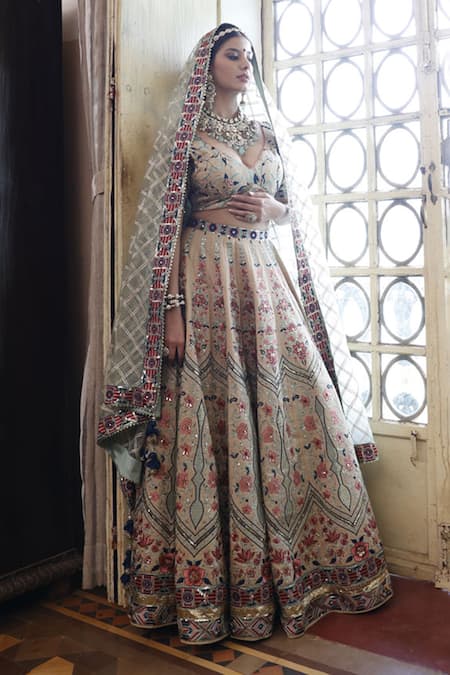 Vikram Phadnis Green Lehenga And Blouse New Raw Silk Embroidery Thread Mughal Bloom Bridal Set Online at Aza Fashions Vikram Phadnis_Green Lehenga And Blouse New Raw Silk Embroidery Thread Mughal Bloom Bridal Set _Online_at_Aza_Fashions