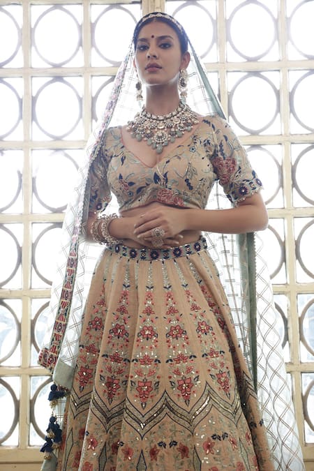 Vikram Phadnis Green Lehenga And Blouse New Raw Silk Embroidery Thread Mughal Bloom Bridal Set at Aza Fashions Vikram Phadnis_Green Lehenga And Blouse New Raw Silk Embroidery Thread Mughal Bloom Bridal Set _at_Aza_Fashions