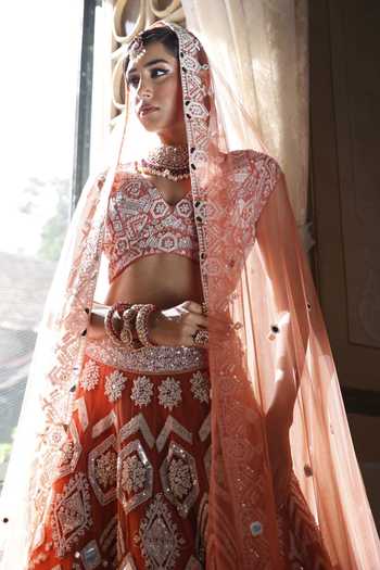 Vikram Phadnis Peach Net Embroidery Beads V Neck Geometric Flora Art Bridal Lehenga Set at Aza Fashions Vikram Phadnis_Peach Net Embroidery Beads V Neck Geometric Flora Art Bridal Lehenga Set _at_Aza_Fashions