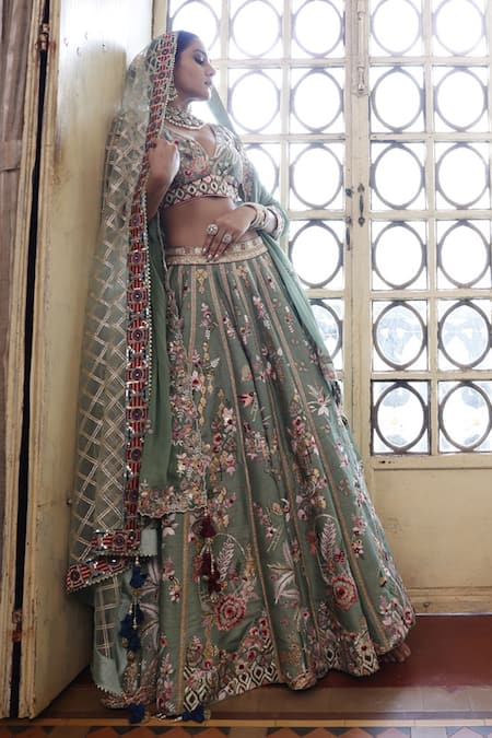 Vikram Phadnis Abstract Floral Embroidered Bridal Lehenga Set 