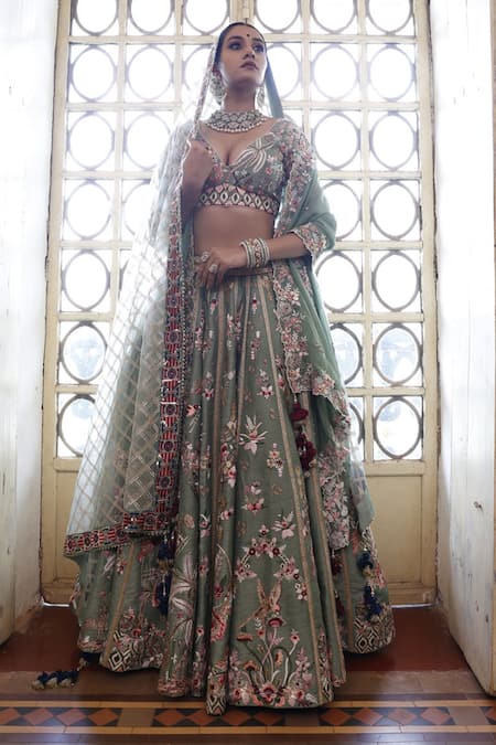 Buy Vikram Phadnis Green Lehenga And Choli Silk Embroidered Thread V Abstract Floral Bridal Set Online at Aza Fashions Buy_Vikram Phadnis_Green Lehenga And Choli Silk Embroidered Thread V Abstract Floral Bridal Set _Online_at_Aza_Fashions
