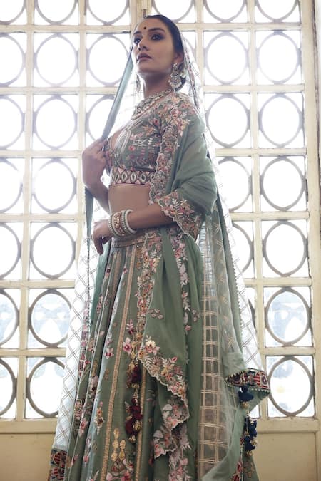 Shop Vikram Phadnis Green Lehenga And Choli Silk Embroidered Thread V Abstract Floral Bridal Set Online at Aza Fashions Shop_Vikram Phadnis_Green Lehenga And Choli Silk Embroidered Thread V Abstract Floral Bridal Set _Online_at_Aza_Fashions